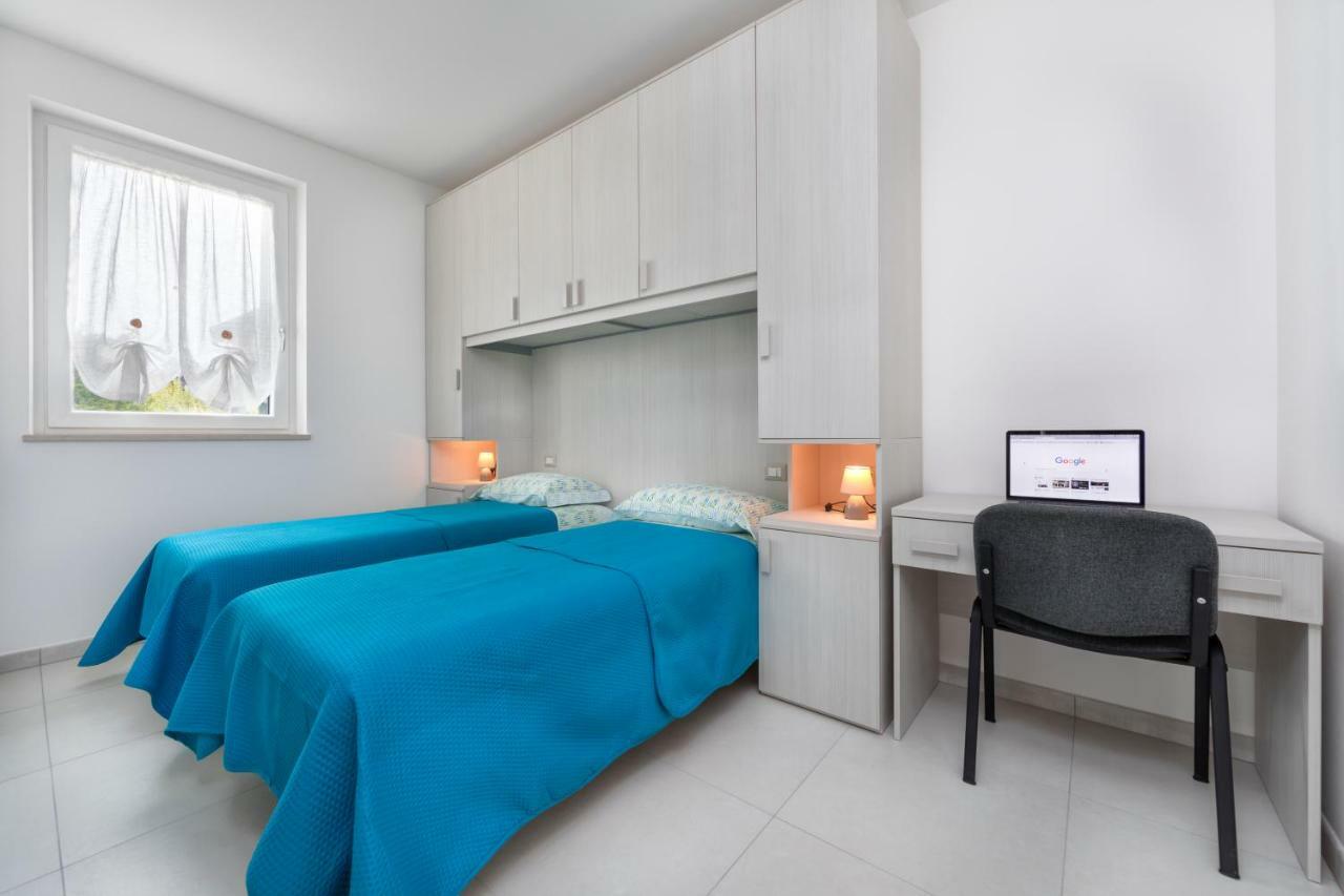 Apartments Giuliana Bardolino Bagian luar foto